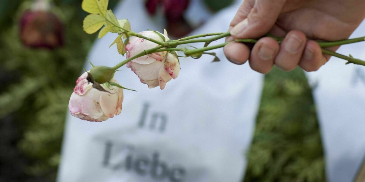 Friedhof In Liebe Bonn Deutschland 08 1 2011 Bonn Deutschland PUBLICATIONxINxGERxSUIxAUTxONLY